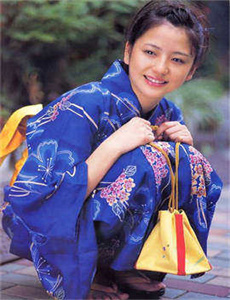 中文字幕乱码免费视频/在女儿家享受天伦之乐