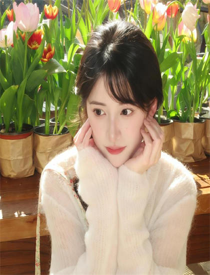 《并蒂桃花开双生烬》专业观影秘籍：象征意义与隐喻手法的实用技巧 让你获得专业视角